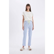 DeFacto Pijama Takımı Regular Fit Bisiklet Yaka Baskılı Kısa Kollu Üst Desenli Beli Lastikli Alt-Fall in Love D3181AX24AU