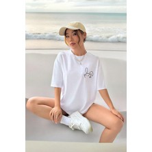 Renaissance Kadın Tavşan Baskılı Oversize Bej T-Shirt