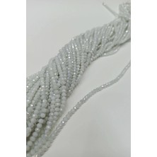 Soluk Beyaz Kristal Boncuk 4 mm