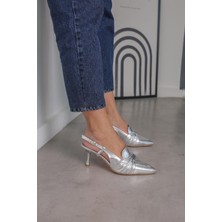 Stil Durağı P2006 MODEL 5 CM İNCE TOPUKLU YENİ SEZON TOPUKLU AYAKKABI GMS.KRSK