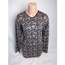 Yaşar Triko Kadın Kahverengi Desenli V Yaka Uzun Kollu Yanları Yırtmaçlı Yazlık Viskon Anne Penye Tişört Bluz