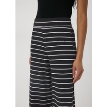 Kübra tekstil Siyah Çizgili Geniş Paça Co Ord Kadın Pantolon