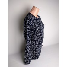 Yaşar Triko Kadın Lacivert Bisiklet Yaka Uzun Kollu Yanları Yırtmaçlı Yazlık Viskon  Anne Penye Tişört Bluz