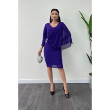 Giyimmasalı Atlas Kumaş Şifon Broş Detaylı Kalem Elbise - Mor