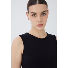 Almila Sıfır Kol O Yaka Kadın Body T-Shirt 2048
