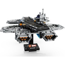 LEGO Marvel 76295 The Avengers Helicarrier
