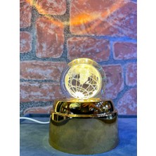 Doğan Hediyelik LED Işıklı 3 Boyutlu 360 Derece Sürekli Hareket Eden Kristal Cam Küre