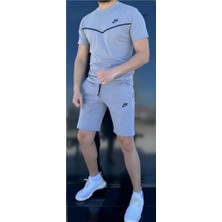 Sportswear Tech Fleece Gri Şort Takımı