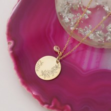 Nox Jewelry 14 Ayar Mikron Altın Kaplama İsimli Doğum Çiçeği Kolye – Doğum Taşı Detaylı Kişiye Özel Kadın Kolye