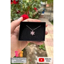 Lucente Jewellery Pembe Taşlı Lotus Çiçeği Gümüş Kolye Rose Kaplama 925 Ayar Zincirli Kamelya Çiçekli Kolyesi