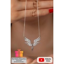 Lucente Jewellery Hediye Kutulu Beyaz Taşlı Mikail Meleği Kolye Zirkon Taşlı 925 Ayar Gümüş Zincirli Melek Kolye
