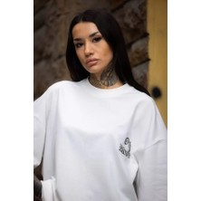 Üçay Bisiklet Yaka Baskılı Oversize T-Shirt Beyaz