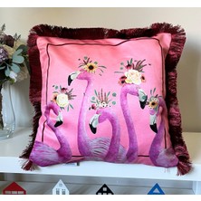 Decofav Pembe Zemin Flamingo Desenli Dijital Baskılı Kadife Kırlent Kılıfı Saçaklı