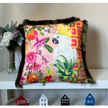 Decofav Geometrik Dekoratif Desenli Beyaz Papağan Desenli Dijital Baskılı Kadife Kırlent Kılıfı Saçaklı