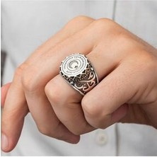 Agai Silver Cesaretiyle Yaşamayan Esaretiyle Ölür Ay Yıldız 925 Ayar Gümüş Erkek Yüzük