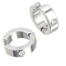 İdol Avm Zirkon Taşlı Sıkıştırmalı Erkek Çelik Küpe Takı Aksesuar P24 T5