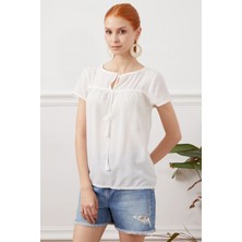 Go Veform Kadın Önden Bağlamalı Kısa Kollu Ince Bluz Ekru ZN5103