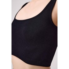 COTTONHILL Cottonhill Premium - Kadın Siyah Seamless Orta Boy Kare Yaka Crop Top Büstiyer