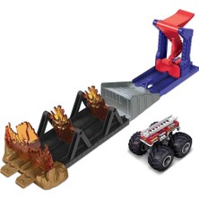 Molmo Hot Wheels Ahtopot Saldırısı GYL09 GYL12