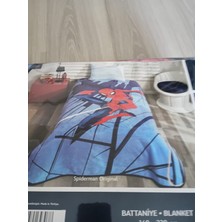 Zorlu Lisanslı Spiderman Battaniye Tek Kişilik