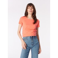 Sisley Bisiklet Yaka Mercan Kadın T-Shirt 3Tnhl103L