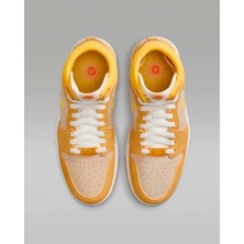Nike W Aır Jordan 1 Zm Aır Cmft 2 Spor AYAKKABISI-FJ5743700(YARIM Numara Buyuk Almanızı Onerıyoruz.)