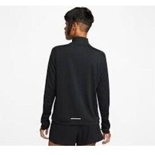 Nike Dri-Fıt Swoosh Çeyrek Fermuarlı Uzun Kollu Kadın Koşu Tişört DX0952-010