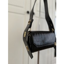 Nomi Bags and Accessories Deri Kroko Manc Model Ayarlanabilir Saplı Kadın El ve Omuz Çantası