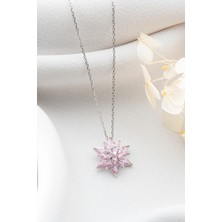 Silvano Jewelry 925 Ayar Gümüş Işıklı Kutuda Buzlu Lotus Çiçeği Kolye