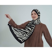 Gülsoy Kadın Medine Ipeği Şal Zebra Desen Siyah - Kırık Beyaz