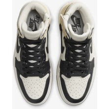 Jordan Nike Wmns Air Jordan 1 Elevate Hıgh Dn3253 700 (Yarım Numara Buyuk Almanızı Onerıyoruz.)