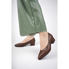 Tarçın Ayakkabı Hakiki Deri Kahverengi Kadın Topuklu Deri Ayakkabı TRC71-0801