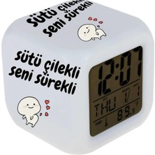 Hediye Vakti Sütü Çilekli Seni Sürekli Tasarımlı 7 Renk Değiştiren Alarmlı Dijital Küp Saat