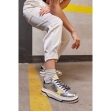 Nilufarr Sveta Gümüş Hakiki Deri Kadın Sneaker