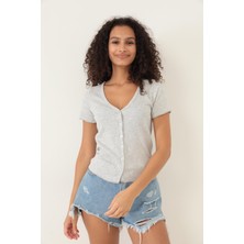 Amida Grimelanj Fitilli Görünümlü V Yaka Önden Düğmeli Basic Kadın T-Shirt- 2417