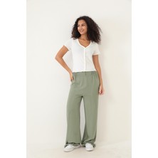 Amida Beyaz Fitilli Görünümlü V Yaka Önden Düğmeli Basic Kadın T-Shirt- 2417