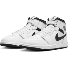 Jordan Nike Air Jordan 1 Mıd Dq8426 132 (Yarım Numara Buyuk Almanızı Onerıyoruz.)