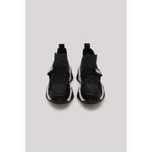 Tyess Bg Store Kız Çocuk Siyah Ayakkabı Düz Topuk Yapısı ile Rahat ve Şık Tasarım