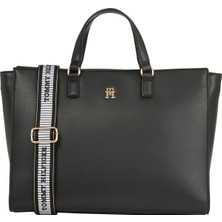 Tommy Hilfiger Siyah Kadın Çapraz Çanta AW0AW16681BDS