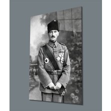 Exela Home Üniformalı Atatürk Siyah Beyaz Cam Tablo Hediyelik Büyük Tablo Ev Ofis Dekoru