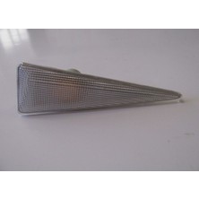 Bzt Renault Megane- 2- 03/09; Çamurluk Sinyali Sağ Beyaz 8200301242