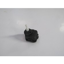 Volkswagen Golf 4 98/04 Far Motoru (12V)(YAN Soket Gi̇ri̇şli̇) (Bfn)