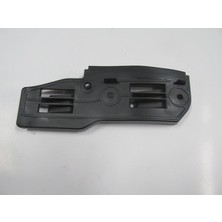 Volkswagen Passat B5 01/05 Ön Tampon Bağlantı Braketi̇ Sağ Plasti̇k