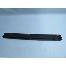 Bzt Mitsubishi Canter- Fuso- 06/12; Ön Cam Izgarası Orta (Silgi Paneli)(Büyük Tip) MK403546