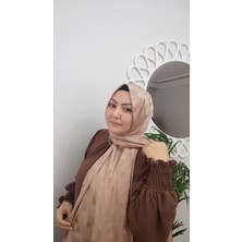 Livas Scarf Monogram J Desen Ipeksi Parlak Jakar Şal-Latte -13