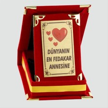 Bijuteri Net Dünyanın En Fedakar Annesine Plaketi