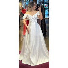 Abiyeniall Beyaz Düşük Kollu  Anvelop  Yırtmaçlı Kloş Etekli Saten Uzun Abiye Elbise 7568