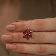Ervanur 925 Ayar Gümüş Rose Kırmızı Çiçek Kolye