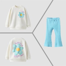 Lolli Boom Kids  Kız Çocuk Ekru - Mavi Papatya Baskılı Ispanyol Paça Taytlı Sweatshirt 3 Iplik 2 Parça Alt Üst Takım