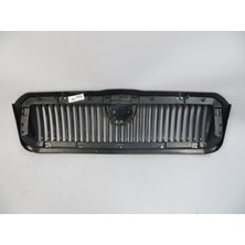 Fam Skoda Octavia 96/00 Ön Panjur Si̇yah (Ni̇kelaj Çerçeveli̇) (Tyg)